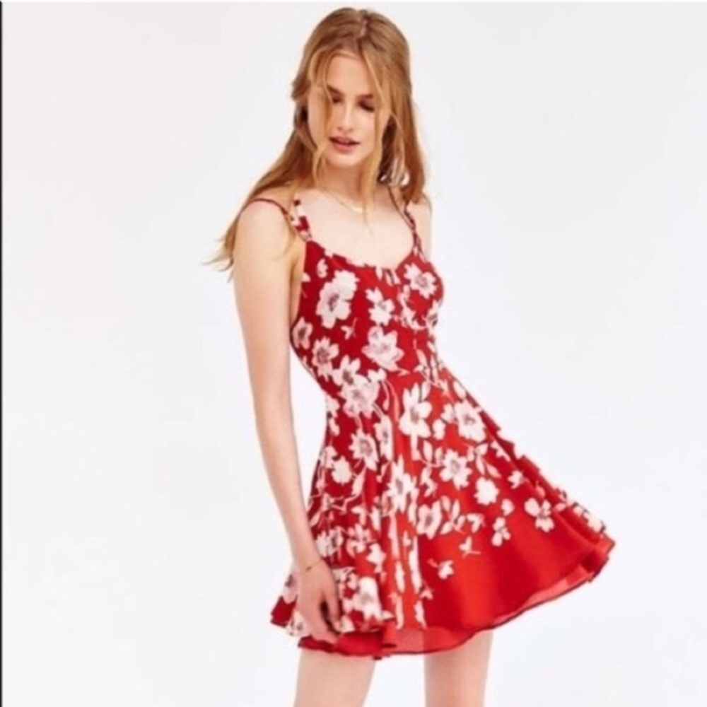 Kimchi Blue short dress floral pattern